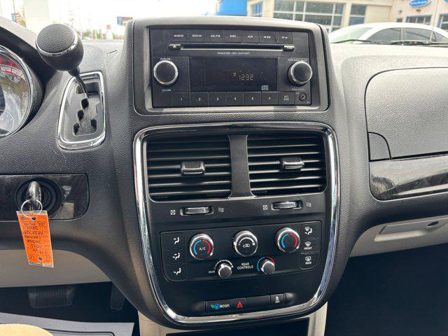 2015 Dodge Grand Caravan SE