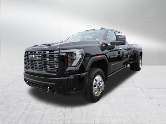 2026 GMC Sierra 3500HD Crew Cab, Long Bed, Denali Ultimate Dual Rear Wheel, 4WD