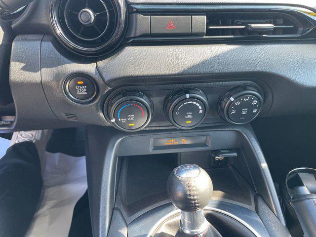 2016 Mazda MX-5 Sport