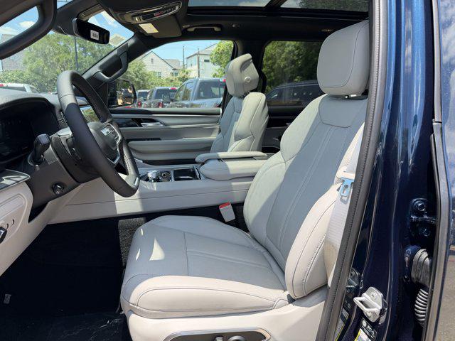2026 Jeep Grand Wagoneer Limited Altitude 4x4