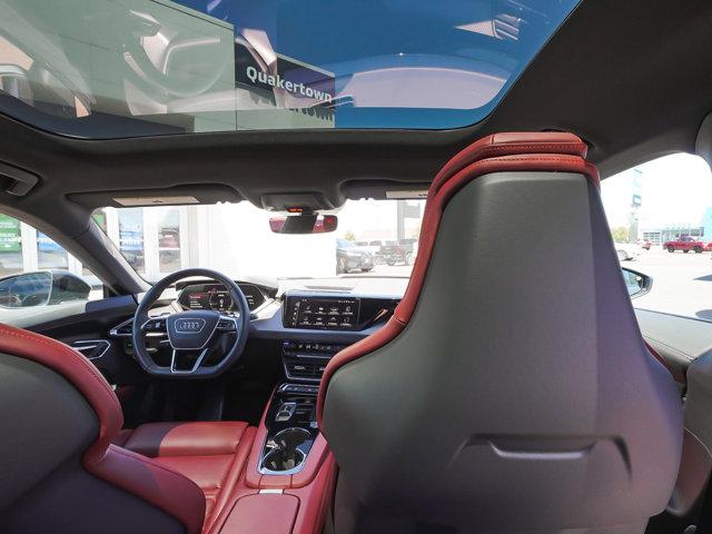2024 Audi e-tron GT Premium Plus quattro