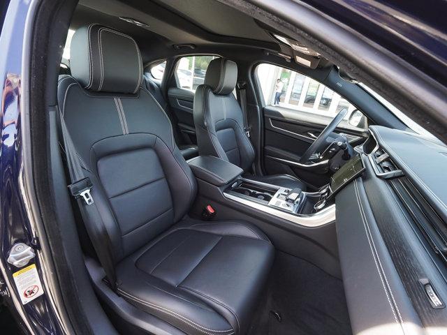 2023 Jaguar XF R-Dynamic SE P300 AWD Automatic