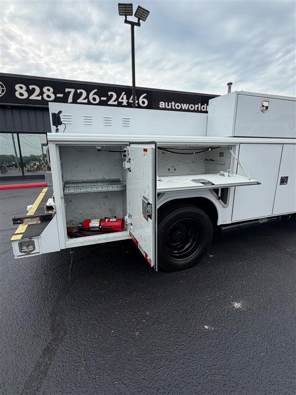 2019 Ford F-550 Regular Cab DRW 4WD