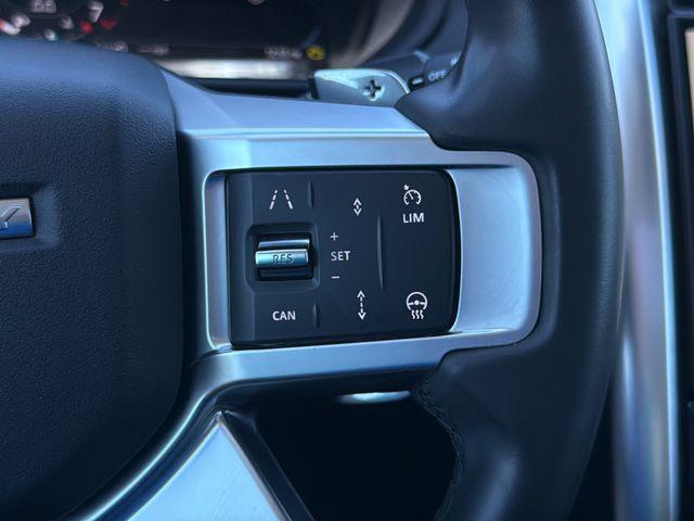 2024 Land Rover Discovery P300 S