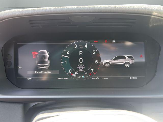 2024 Land Rover Discovery P300 S