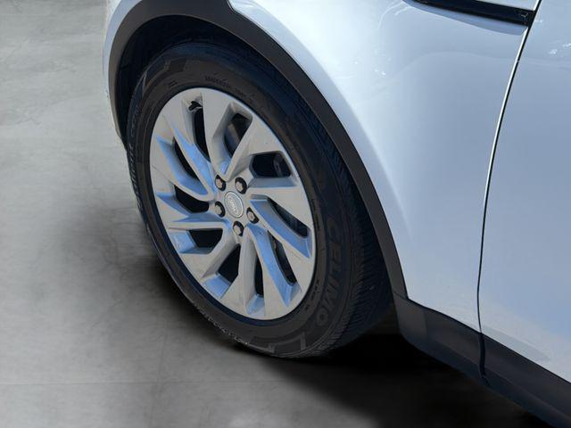 2024 Land Rover Discovery P300 S