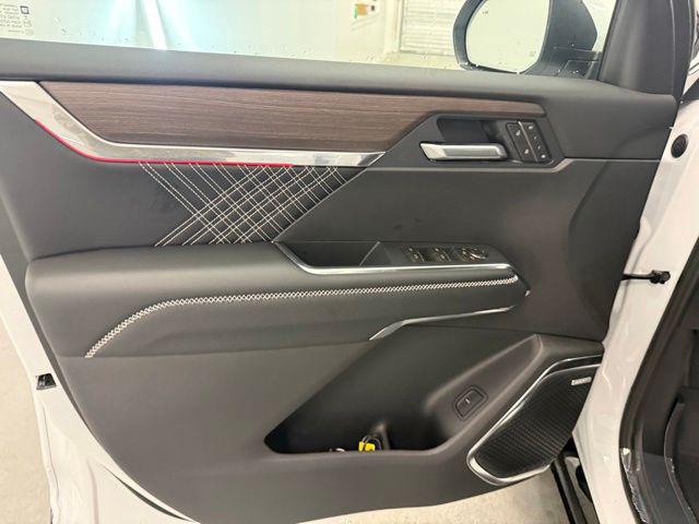 2026 GMC Acadia Denali FWD