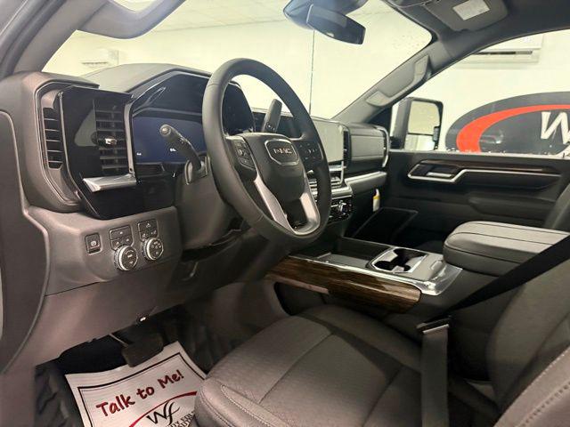 2026 GMC Sierra 3500HD SLE