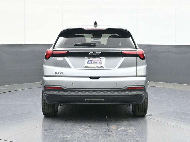 2027 Chevrolet Bolt LT FWD