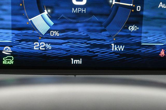 2027 Chevrolet Bolt LT FWD