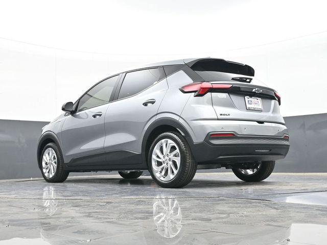2027 Chevrolet Bolt LT FWD