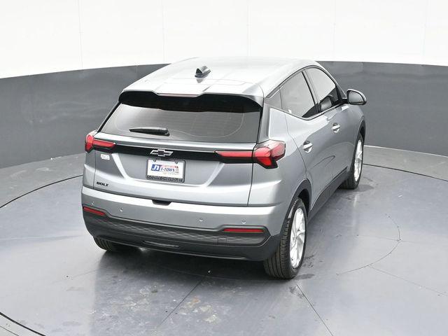 2027 Chevrolet Bolt LT FWD