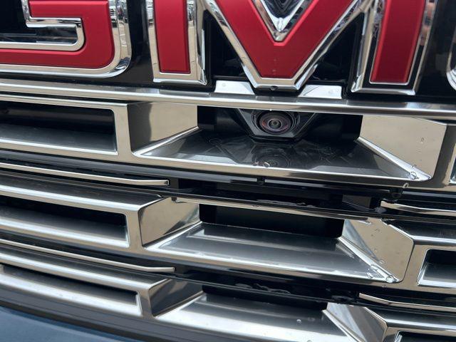 2026 GMC Acadia Denali FWD