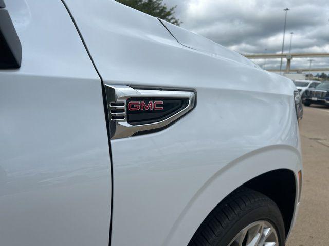 2026 GMC Yukon 4WD Denali
