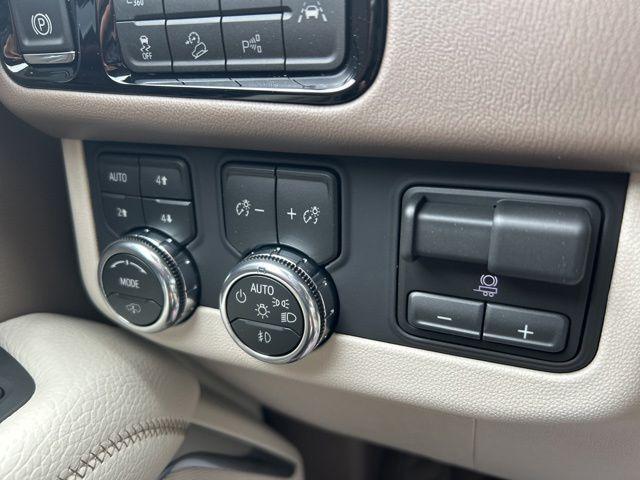 2026 GMC Yukon 4WD Denali