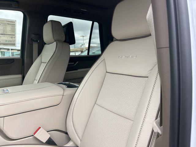 2026 GMC Yukon 4WD Denali