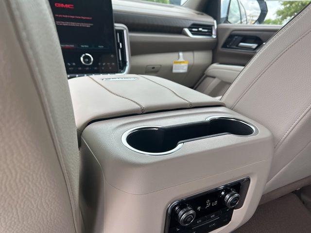 2026 GMC Yukon 4WD Denali