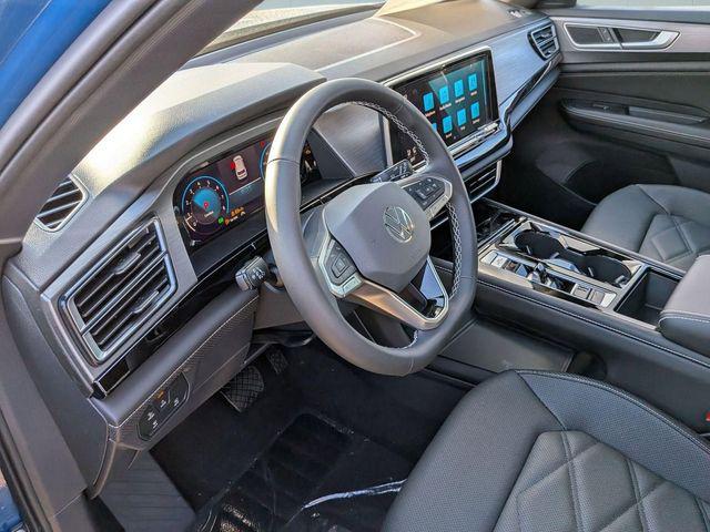 2026 Volkswagen Atlas Cross Sport SE with Technology