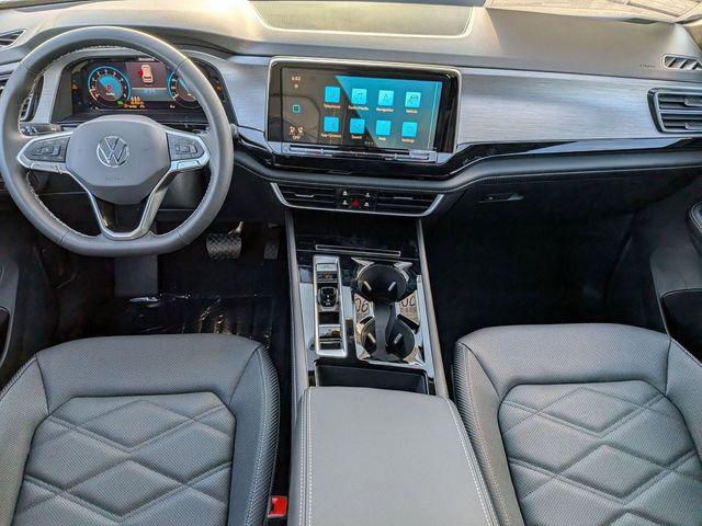 2026 Volkswagen Atlas Cross Sport SE with Technology