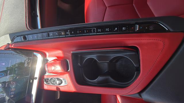 2020 Chevrolet Corvette Stingray RWD Coupe 2LT