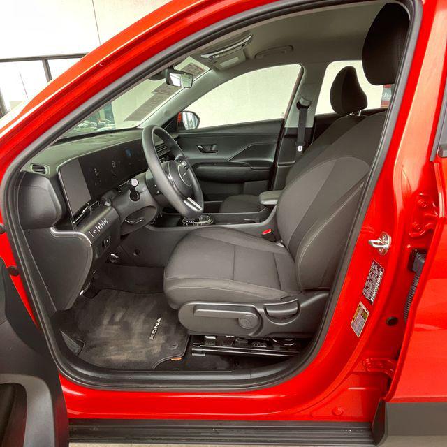 2025 Hyundai Kona SE