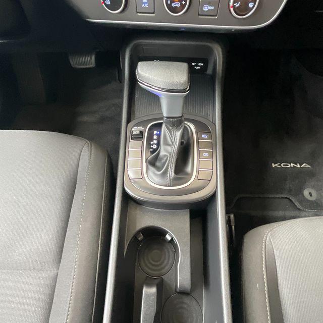 2025 Hyundai Kona SE