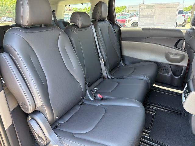 2026 Kia Carnival MPV SX