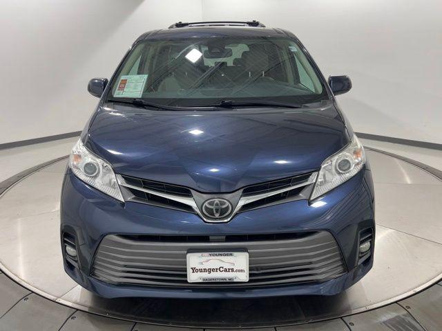 2019 Toyota Sienna XLE 8 Passenger