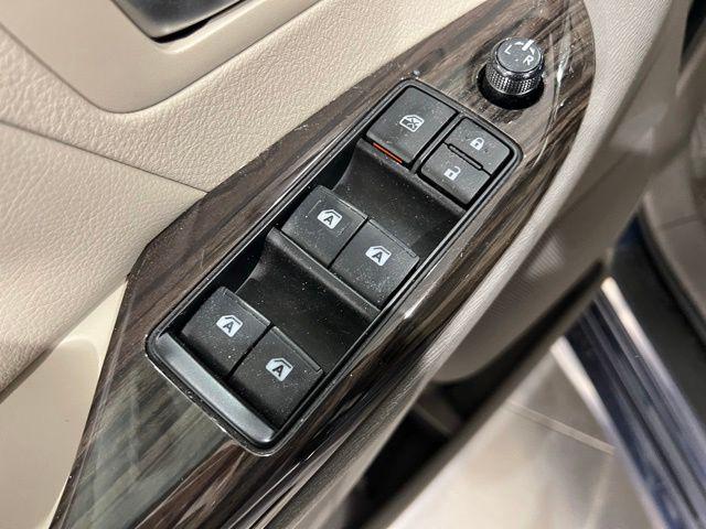 2019 Toyota Sienna XLE 8 Passenger