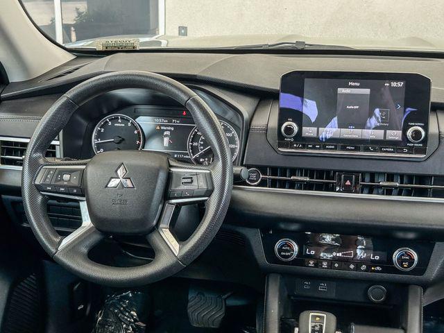 2024 Mitsubishi Outlander ES 2.5 2WD