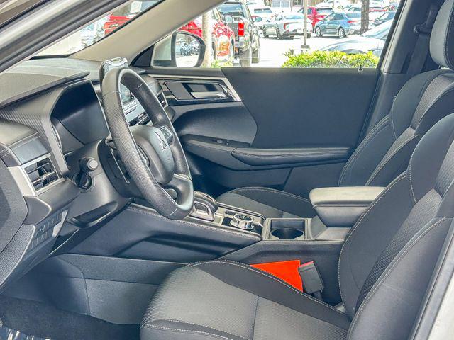 2024 Mitsubishi Outlander ES 2.5 2WD
