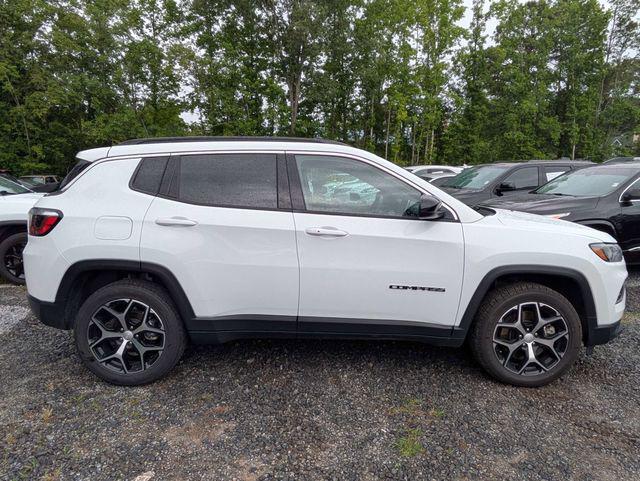2024 Jeep Compass Latitude 4x4
