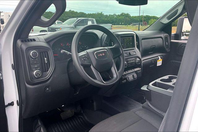 2026 GMC Sierra 2500HD Crew Cab, Standard Bed, Pro, 4WD