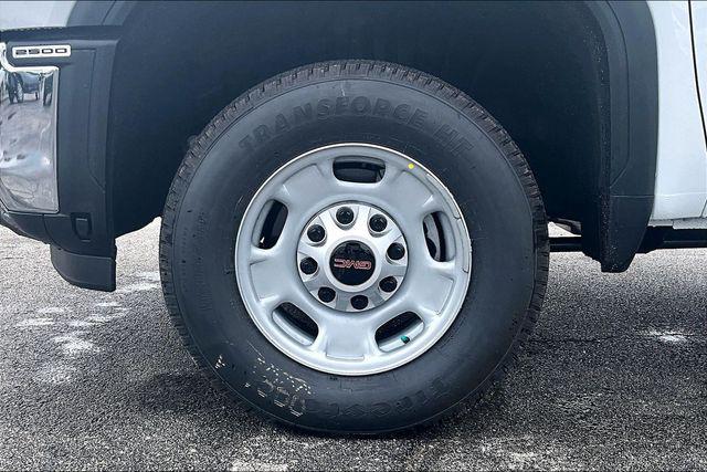 2026 GMC Sierra 2500HD Crew Cab, Standard Bed, Pro, 4WD