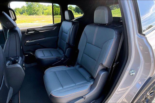 2026 GMC Acadia AT4 AWD