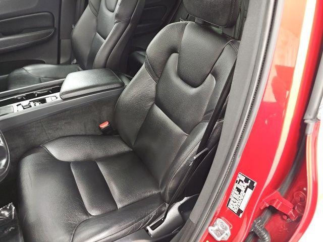 2018 Volvo XC60 T6 Momentum