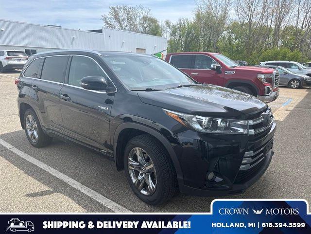 2018 Toyota Highlander Limited Platinum Hybrid 4x4's photo