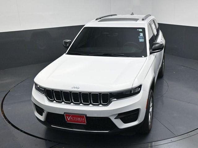 2026 Jeep Grand Cherokee Altitude 4x4