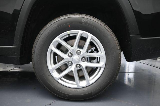 2026 Jeep Grand Cherokee L Altitude 4x4
