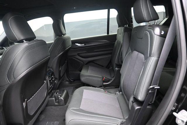 2026 Jeep Grand Cherokee L Altitude 4x4
