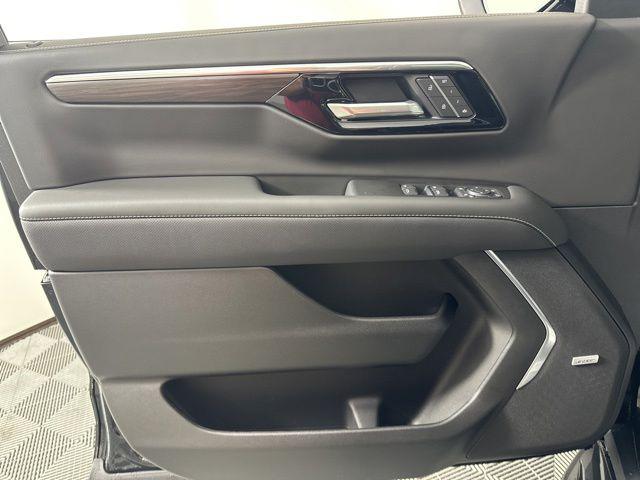 2026 Chevrolet Suburban Premier, 4WD
