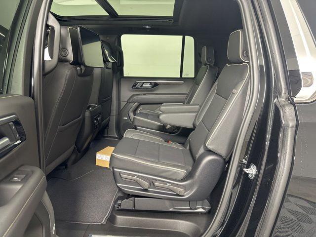 2026 Chevrolet Suburban Premier, 4WD