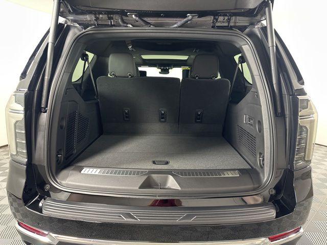 2026 Chevrolet Suburban Premier, 4WD