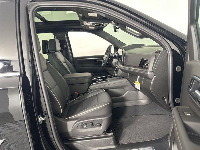 2026 Chevrolet Suburban Premier, 4WD