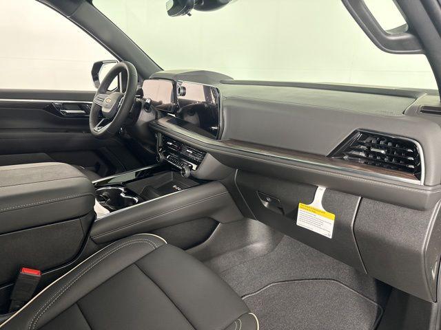 2026 Chevrolet Suburban Premier, 4WD