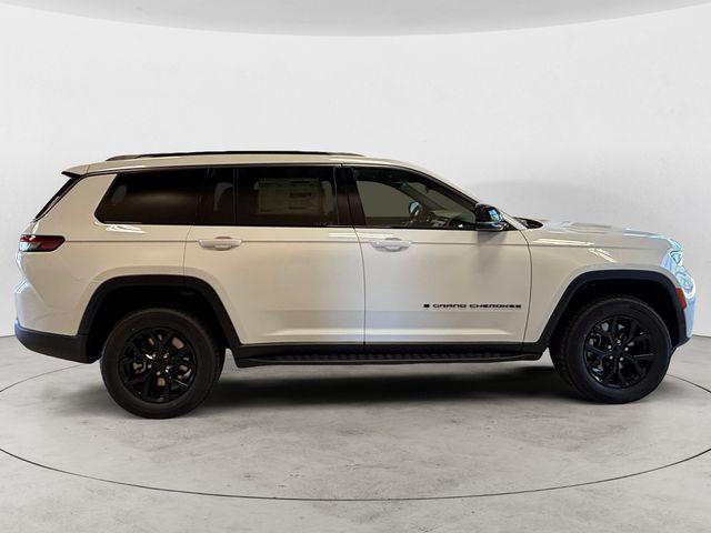 2026 Jeep Grand Cherokee L Altitude 4x4
