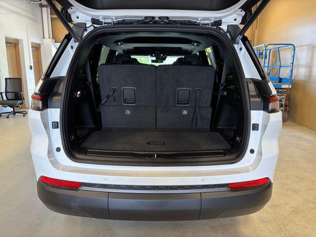 2026 Jeep Grand Cherokee L Altitude 4x4