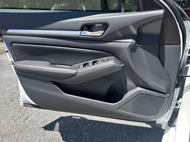 2026 Nissan Altima SR FWD