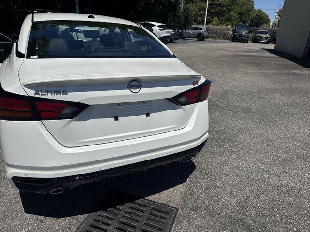 2026 Nissan Altima SR FWD