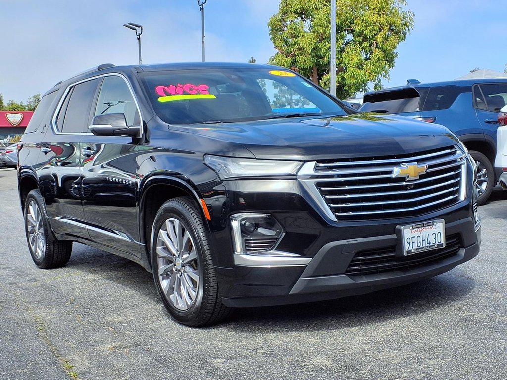 Mosaic Black Metallic 2023 Chevrolet Traverse SUV / Crossover Four-Wheel Drive Automatic